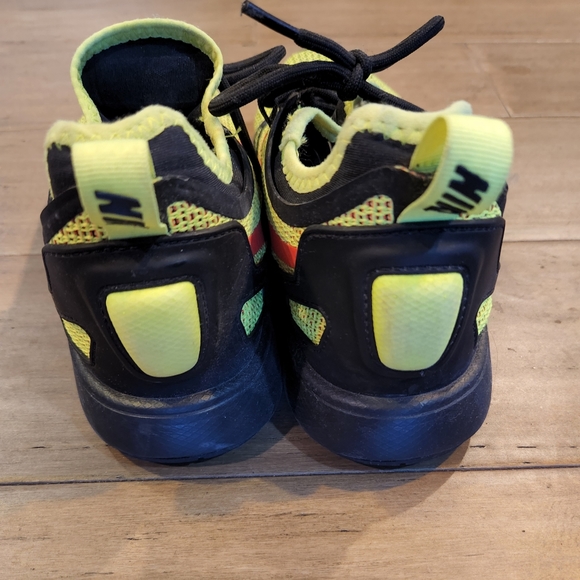 Nike sneakers - Picture 2 of 3